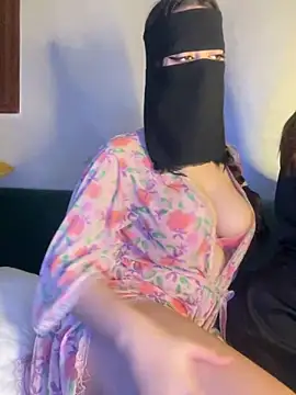 Snapshot of El-Jouri chatting on November 2025 08:08:02 PM El-Jouri online show from November 2025 08:08:02 PM