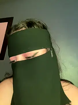 Snapshot of El-Jouri chatting on November 2025 03:54:01 AM El-Jouri online show from November 2025 03:54:01 AM