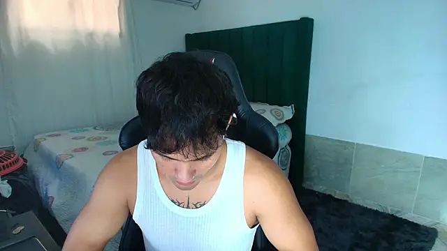 Snapshot of man_dur07 chatting on April 2026 08:00:02 PM man dur07 online show from April 2026 08:00:02 PM