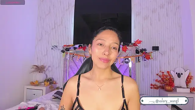 Valery wang online show from November 2025 12:06:02 PM