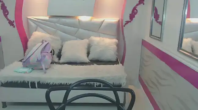 Mayaa ross online show from December 2024 06:45:01 AM