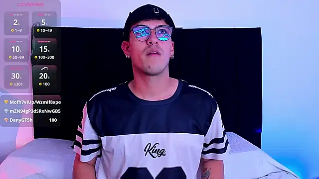 Ryan Clark  online show from March 2026 11:04:01 PM