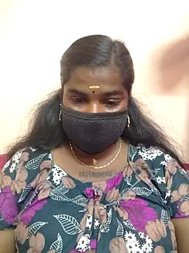 Snapshot of sulekha-mallu chatting on October 2025 03:18:01 AM sulekha-mallu online show from October 2025 03:18:01 AM