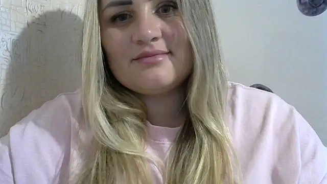 Snapshot of Honeydew-Waves chatting on June 2026 05:12:02 PM Honeydew-Waves online show from June 2026 05:12:02 PM