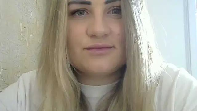 Snapshot of Honeydew-Waves chatting on June 2026 06:49:01 AM Honeydew-Waves online show from June 2026 06:49:01 AM