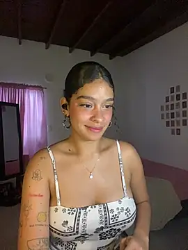 Arteatenea   online show from February 2025 10:34:01 PM