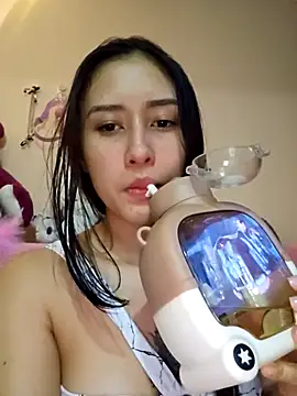 Selena blake online show from February 2025 10:58:02 AM