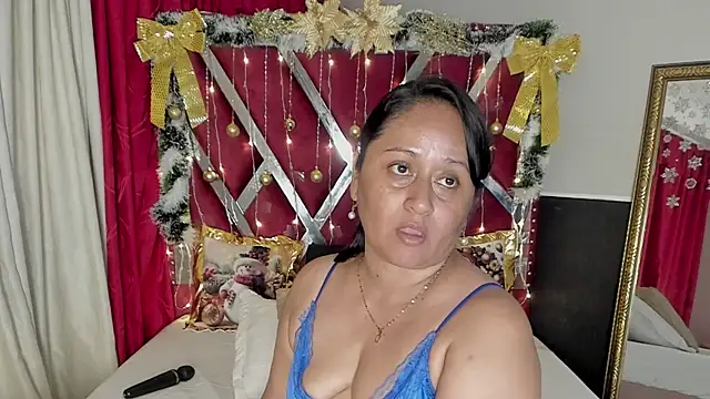 Snapshot of MicaelaHot_ chatting on November 2025 03:10:02 AM MicaelaHot online show from November 2025 03:10:02 AM