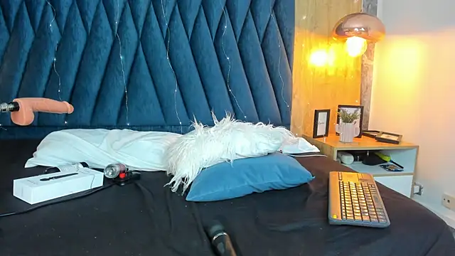 Snapshot of vallenope_11 chatting on March 2025 06:39:02 PM vallenope 11 online show from March 2025 06:39:02 PM