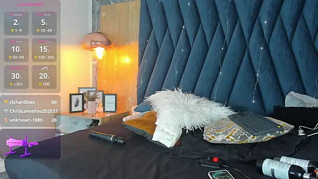 Snapshot of vallenope_11 chatting on March 2025 03:39:01 PM vallenope 11 online show from March 2025 03:39:01 PM