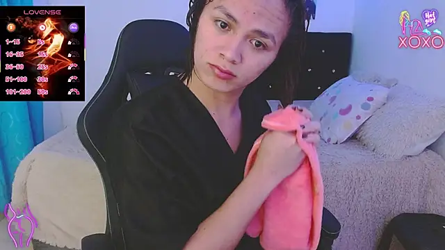 Snapshot of giuliana_andrade chatting on January 2026 12:03:01 AM giuliana andrade online show from January 2026 12:03:01 AM