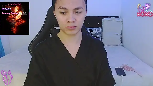 Snapshot of giuliana_andrade chatting on February 2026 11:42:02 PM giuliana andrade online show from February 2026 11:42:02 PM