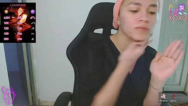 Snapshot of giuliana_andrade chatting on February 2026 11:31:02 PM giuliana andrade online show from February 2026 11:31:02 PM