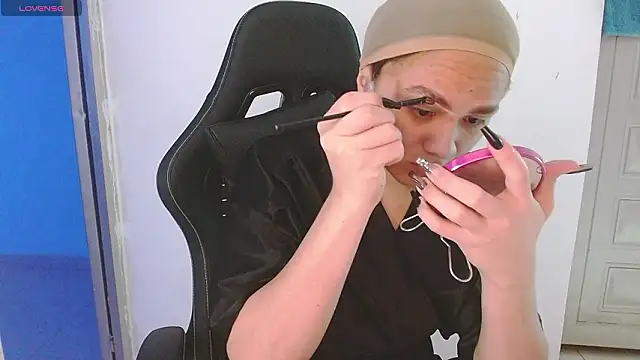 Snapshot of giuliana_andrade chatting on February 2026 12:29:02 AM giuliana andrade online show from February 2026 12:29:02 AM