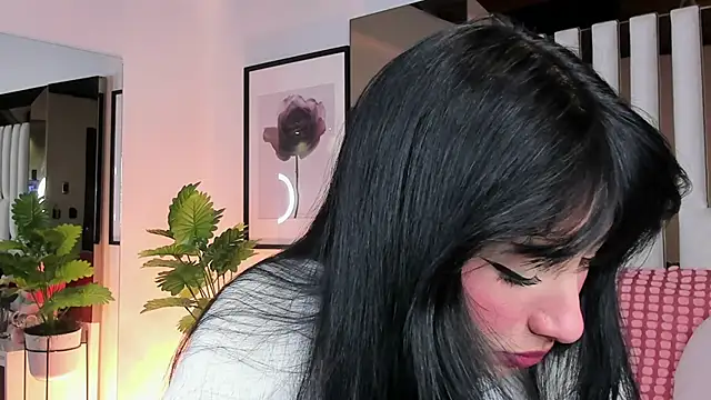 Snapshot of Kitty_Eliffe chatting on October 2025 10:55:02 PM Kitty Eliffe online show from October 2025 10:55:02 PM