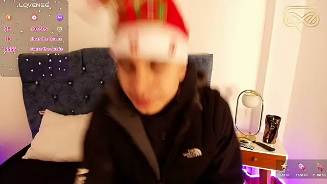 Amadeo Wild online show from December 2024 02:16:02 PM