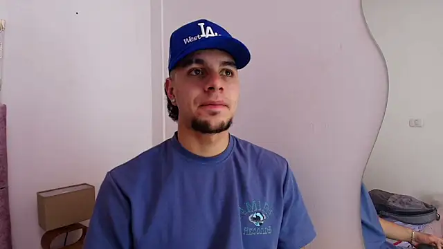 Amadeo Wild online show from February 2025 02:59:02 PM