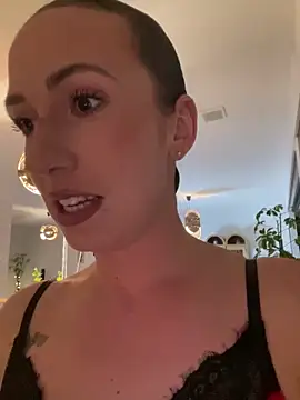 lola tentatiion online show from February 2025 08:39:01 PM