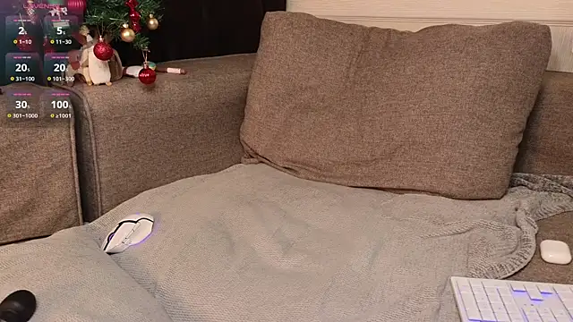 Snapshot of _neli chatting on December 2024 10:27:01 PM neli online show from December 2024 10:27:01 PM