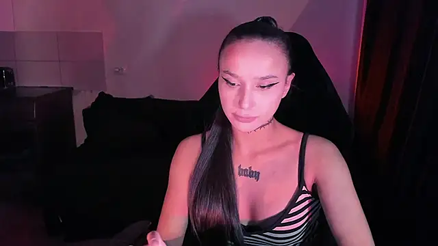 Snapshot of MilaAsh chatting on May 2026 06:51:01 AM MilaAsh online show from May 2026 06:51:01 AM
