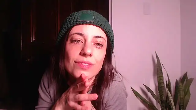 MaeDaybaby online show from January 2025 05:00:02 PM