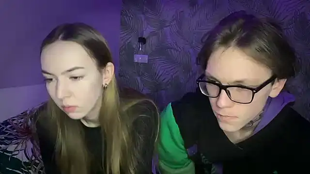 Alex17am online show from December 2025 12:27:01 AM