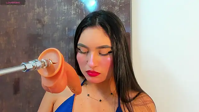 dazhia lee online show from September 2025 08:08:02 PM