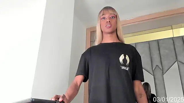 Doll Isaa online show from January 2025 04:16:02 PM