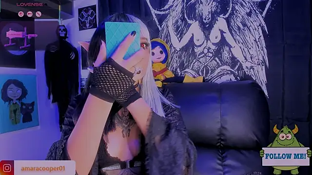 amaracooper  online show from March 2025 08:42:02 PM