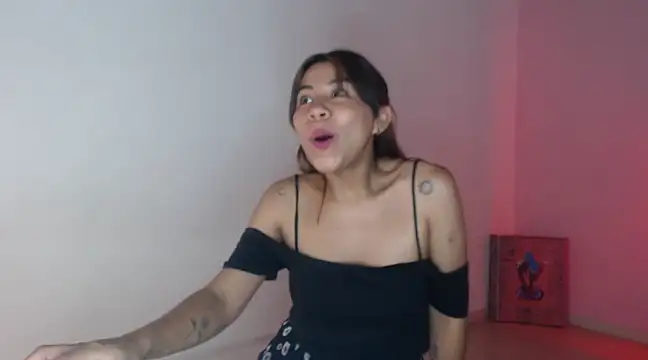 selene gils online show from March 2025 02:03:01 AM