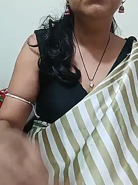 Snapshot of Saroj-Shah chatting on June 2026 03:11:01 AM Saroj-Shah online show from June 2026 03:11:01 AM