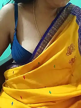 Snapshot of Saroj-Shah chatting on July 2026 07:35:01 AM Saroj-Shah online show from July 2026 07:35:01 AM
