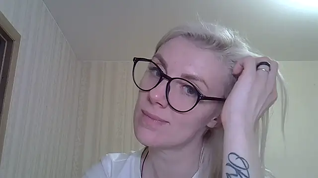 Pabonya91 online show from February 2025 09:16:01 PM