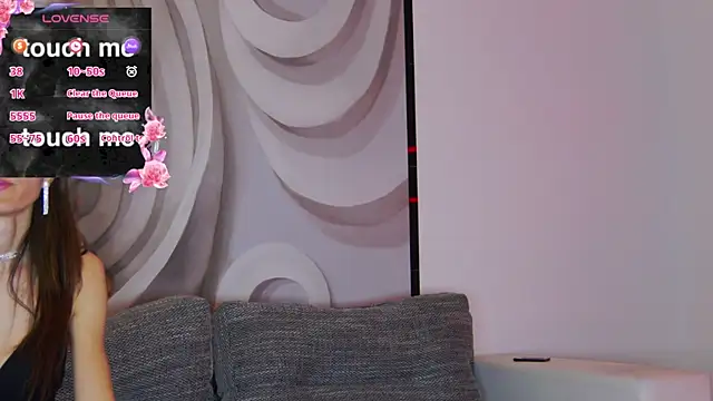 hailey peach online show from September 2025 04:58:01 AM