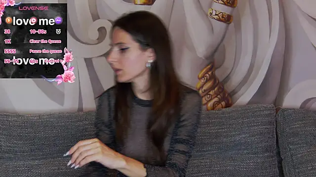 hailey peach online show from October 2025 05:02:02 PM