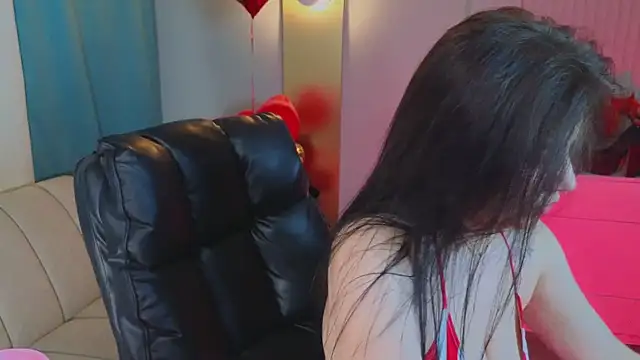 Jenna Adams  online show from April 2026 07:45:01 AM