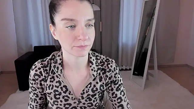 helentasty online show from September 2025 02:49:01 AM