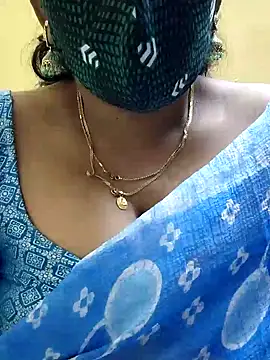 Snapshot of mallu-sumi chatting on January 2025 01:01:01 AM mallu-sumi online show from January 2025 01:01:01 AM