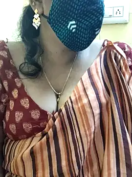 Snapshot of mallu-sumi chatting on January 2025 08:01:02 PM mallu-sumi online show from January 2025 08:01:02 PM