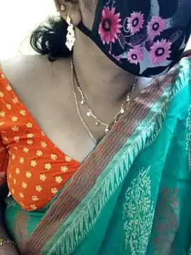 Snapshot of mallu-sumi chatting on February 2025 04:33:01 PM mallu-sumi online show from February 2025 04:33:01 PM