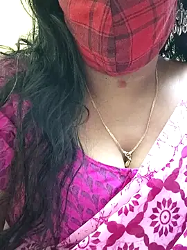 Snapshot of mallu-sumi chatting on February 2025 02:02:01 PM mallu-sumi online show from February 2025 02:02:01 PM