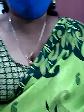 Snapshot of mallu-sumi chatting on February 2025 03:26:01 PM mallu-sumi online show from February 2025 03:26:01 PM