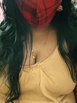 Snapshot of mallu-sumi chatting on February 2025 01:15:01 AM mallu-sumi online show from February 2025 01:15:01 AM