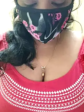 Snapshot of mallu-sumi chatting on February 2025 01:39:02 PM mallu-sumi online show from February 2025 01:39:02 PM