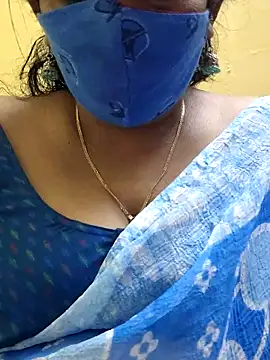 Snapshot of mallu-sumi chatting on February 2025 10:42:02 PM mallu-sumi online show from February 2025 10:42:02 PM