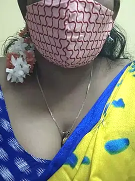 Snapshot of mallu-sumi chatting on February 2025 02:32:01 PM mallu-sumi online show from February 2025 02:32:01 PM