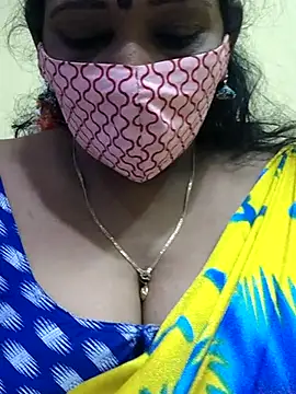 Snapshot of mallu-sumi chatting on February 2025 05:36:02 PM mallu-sumi online show from February 2025 05:36:02 PM