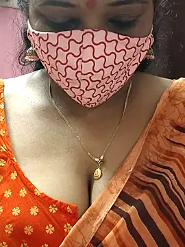 Snapshot of mallu-sumi chatting on March 2025 02:15:02 AM mallu-sumi online show from March 2025 02:15:02 AM