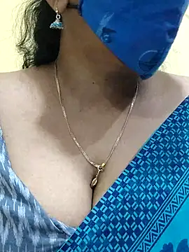 Snapshot of mallu-sumi chatting on March 2025 02:51:02 PM mallu-sumi online show from March 2025 02:51:02 PM