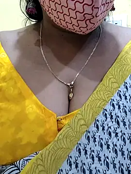 Snapshot of mallu-sumi chatting on March 2025 02:21:02 PM mallu-sumi online show from March 2025 02:21:02 PM